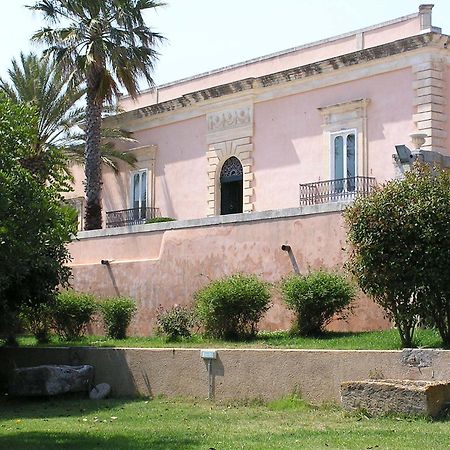 Villa Principe Di Belmonte Испика Екстериор снимка